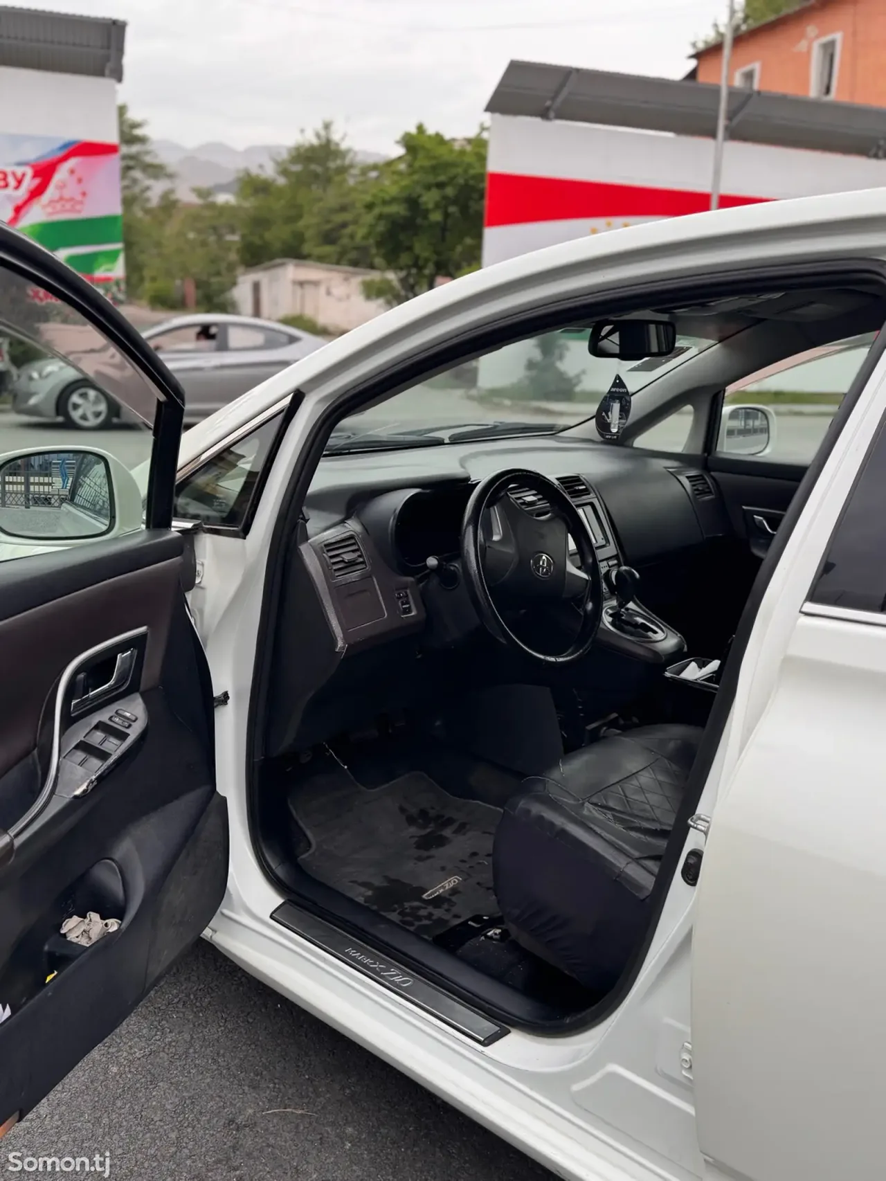 Toyota Mark X ZiO 2008 · 2.4 AT