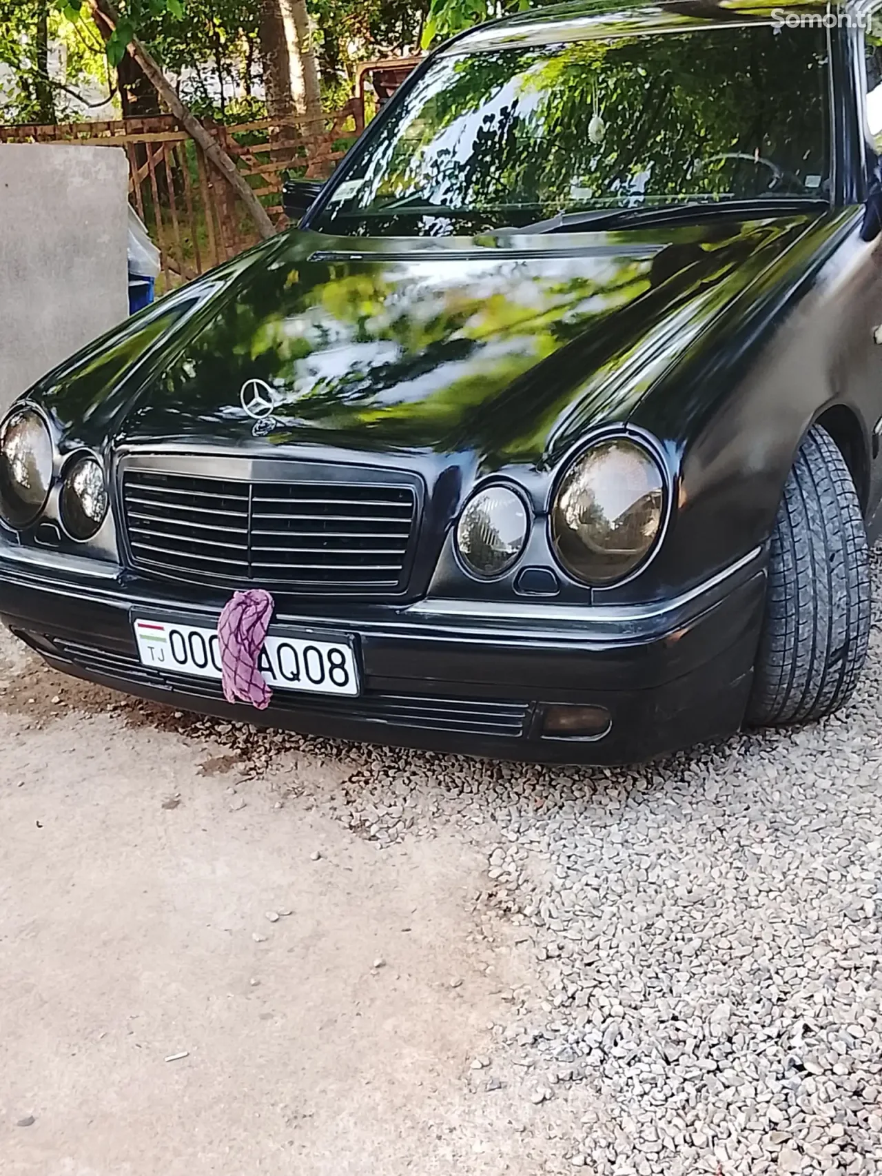 Mercedes-Benz E class 1999 · 2.4 AT