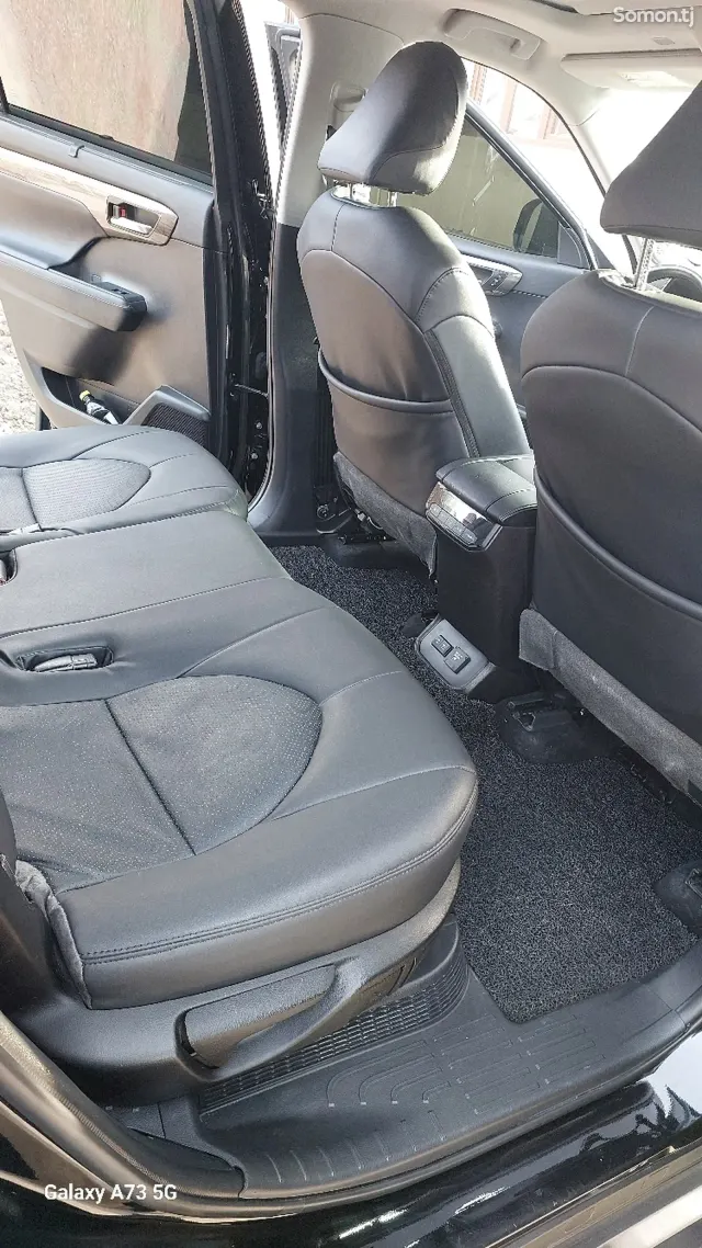 Toyota Highlander 2021 · 2.5 AT