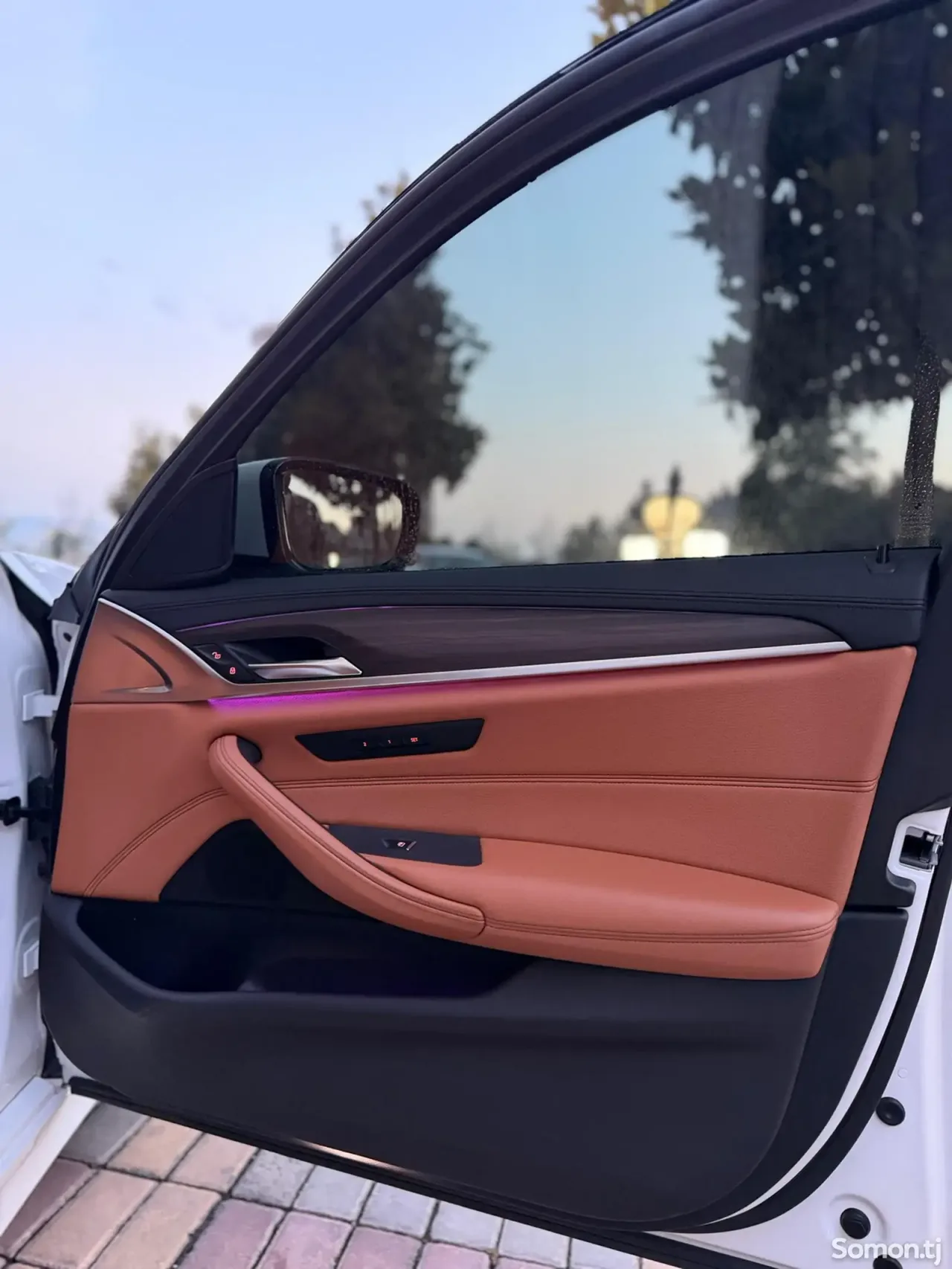 BMW 5 series 2017 · 2.0 AT