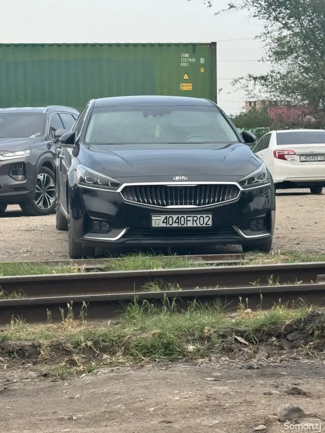 Kia K7 2017 · 2.2 AT