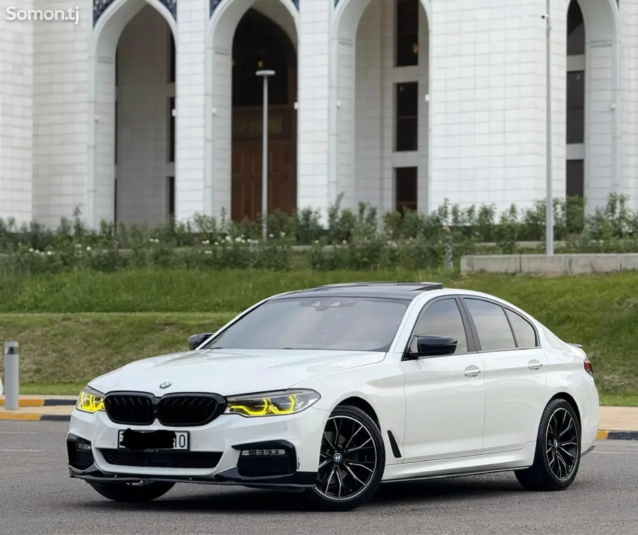 BMW 5 series 2017 · 2.0 AT