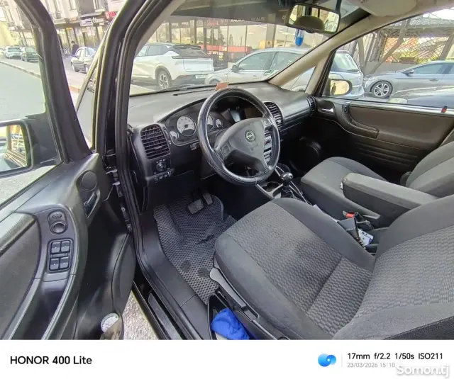 Opel Zafira 2004 · 2.2 AT