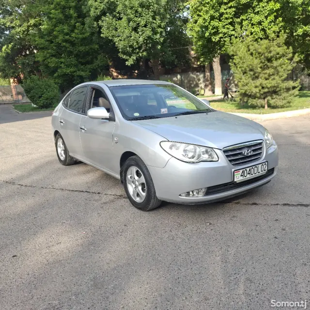 Hyundai Avante 2007 · 1.6 AT
