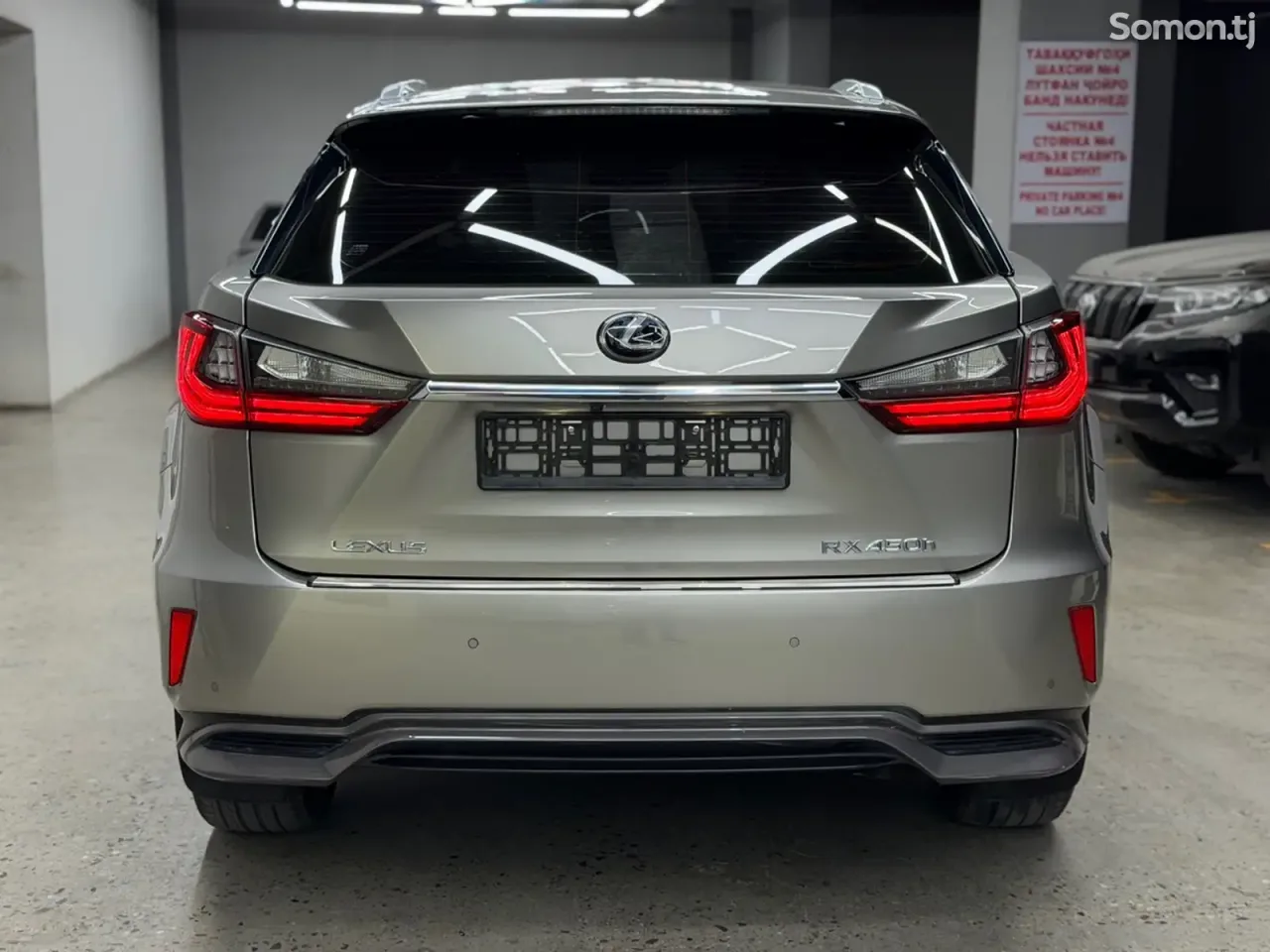 Lexus RX series 2017 · 3.5 AT