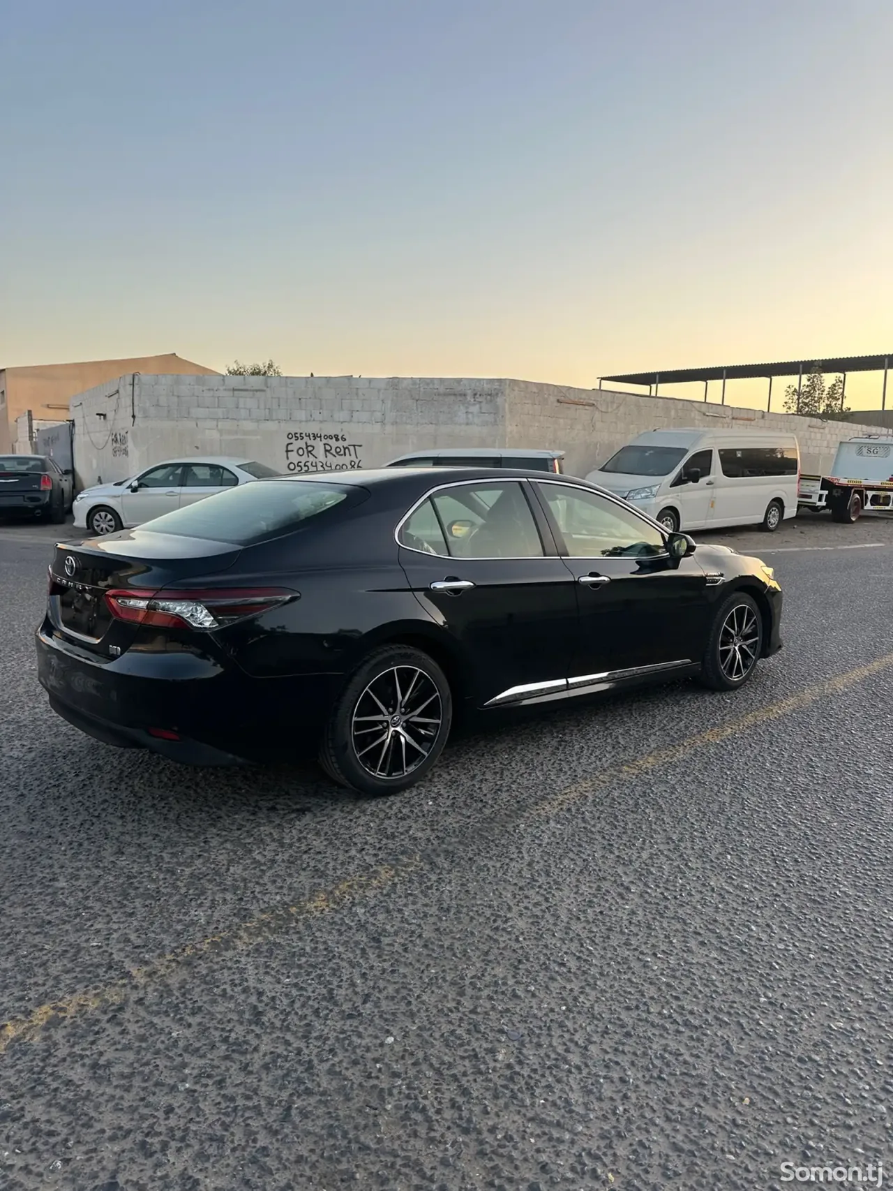 Toyota Camry 2017 · 2.5 AT