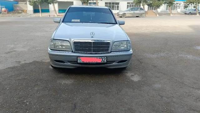 Mercedes-Benz C class 1999 · 1.8 AT