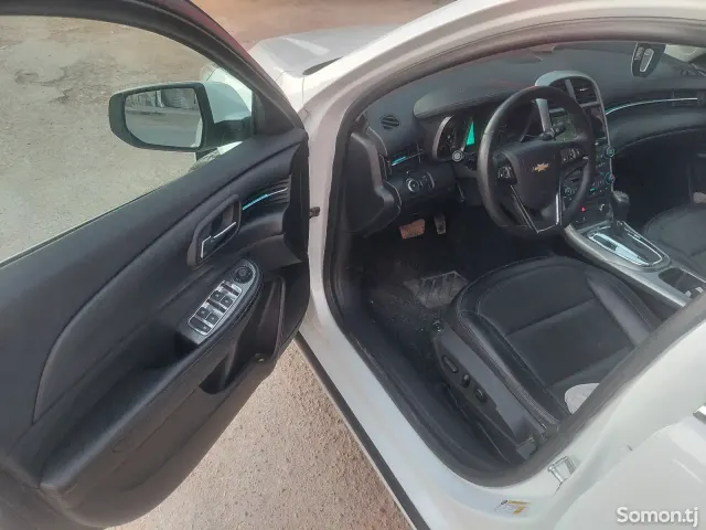Chevrolet Malibu 2015 · 2.0 AT