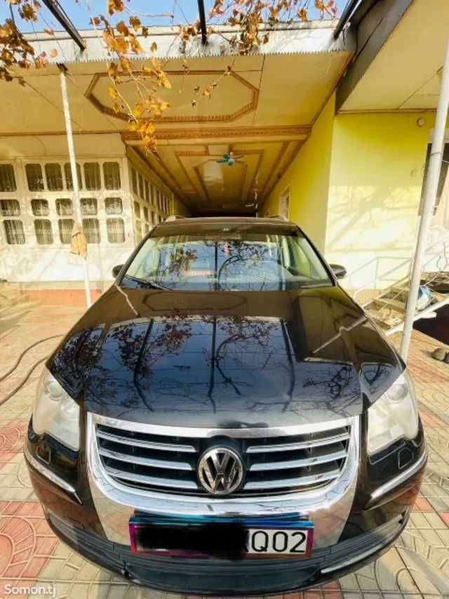 Volkswagen Touran 2007 · 1.9 AT