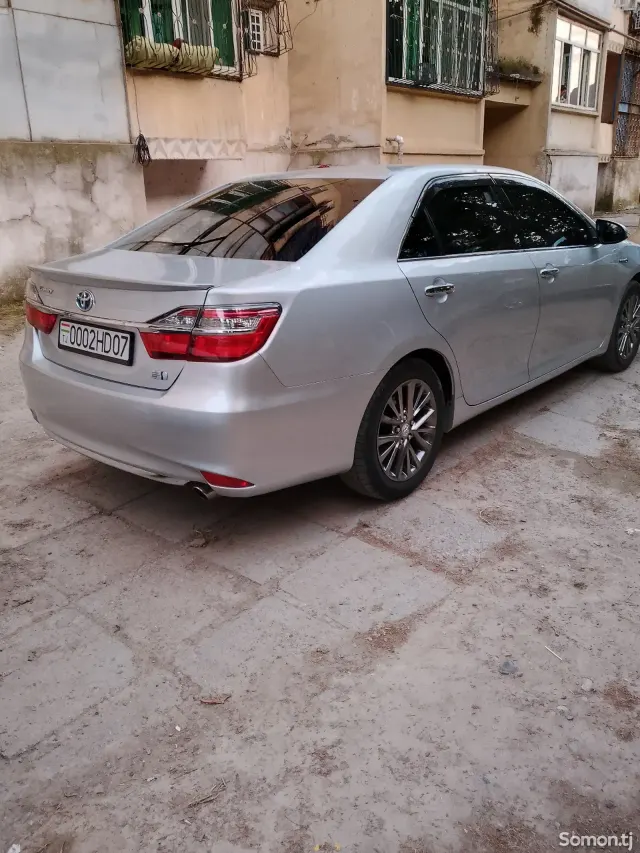 Toyota Camry 2016 · 2.5 AT