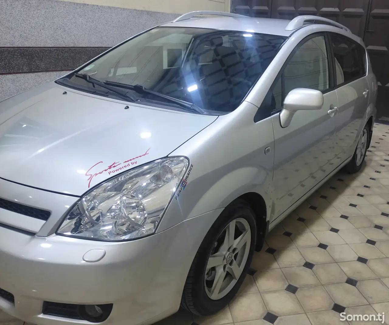 Toyota Corolla Verso 2006 · 1.8 MT