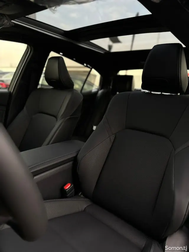 Toyota Camry 2025 · 2.5 CVT