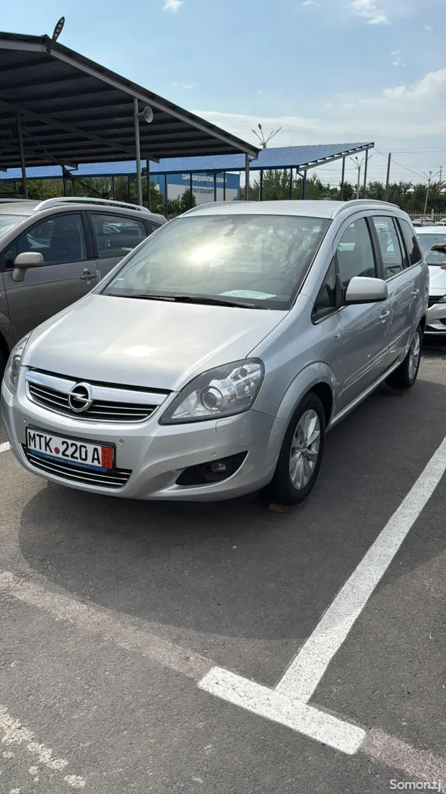 Opel Zafira 2014 · 1.8 MT