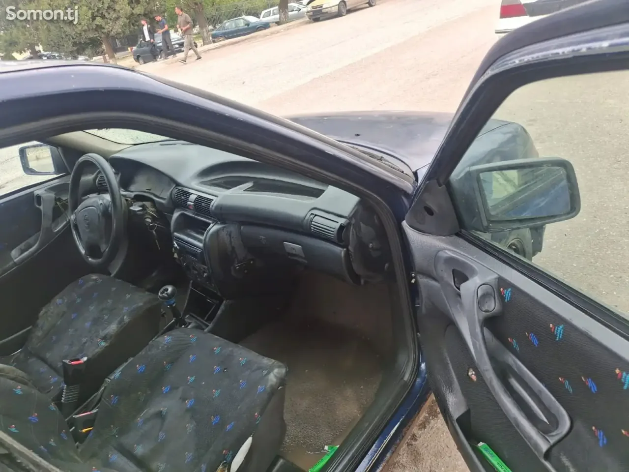 Opel Astra F 1994 · 1.6 MT
