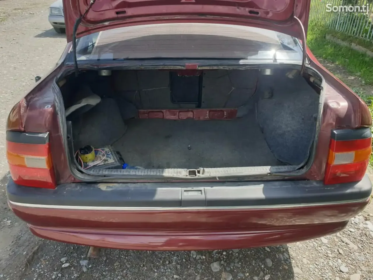 Opel Vectra A 1994 · 1.8 MT