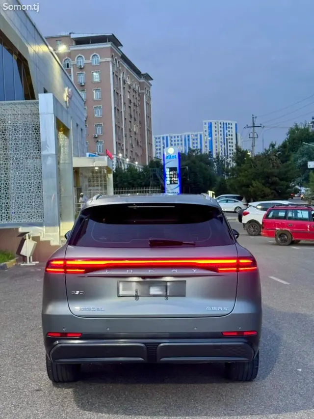 Chery Tiggo 8 2025 · 2.0 AT