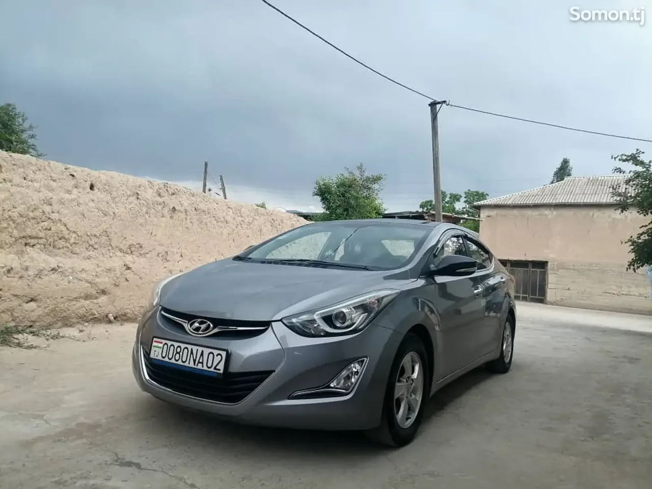 Hyundai Avante 2014 · 1.6 AT