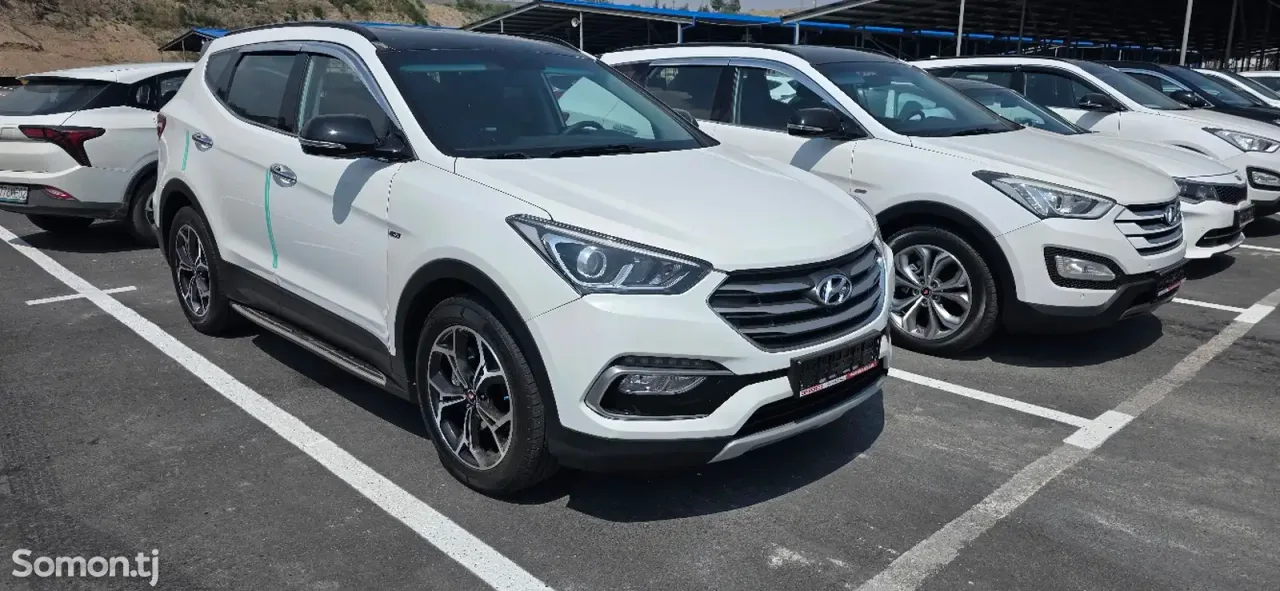 Hyundai Santa Fe 2016 · 2.0 AT