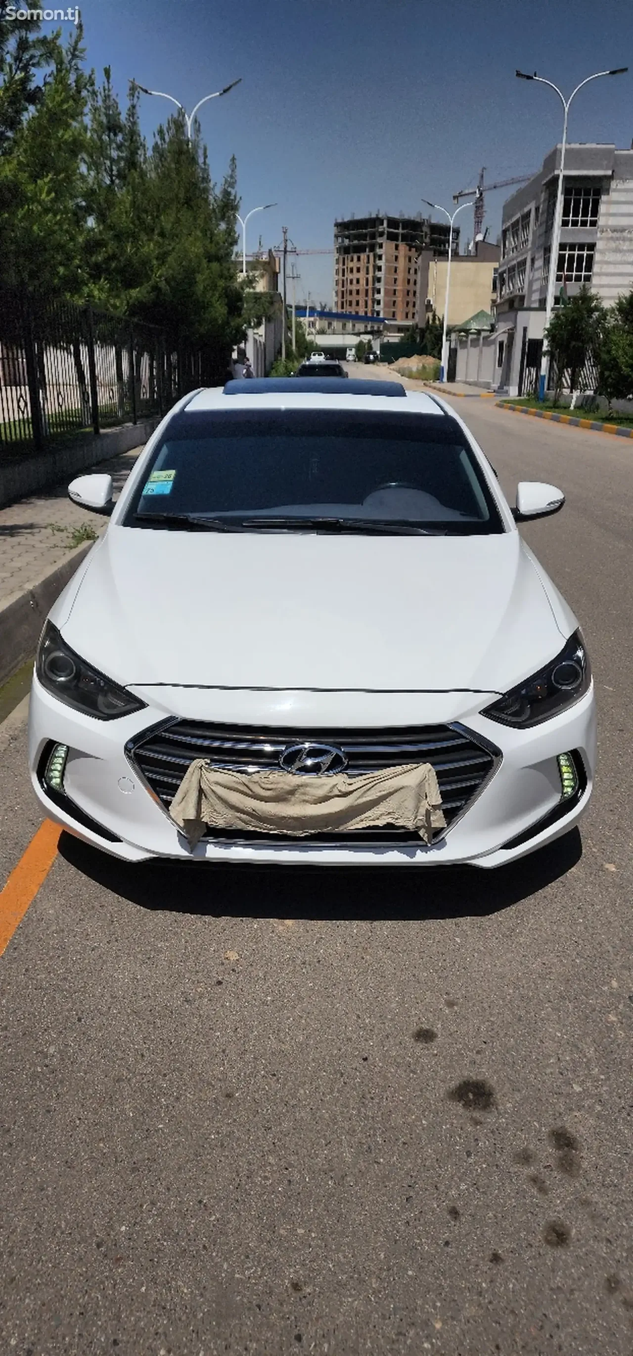 Hyundai Elantra 2017 · 2.0 AT