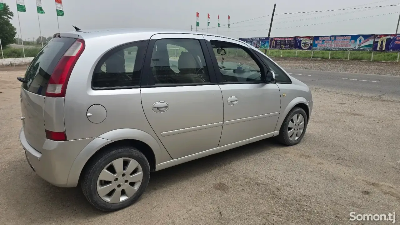 Opel Meriva 2004 · 1.6 MT