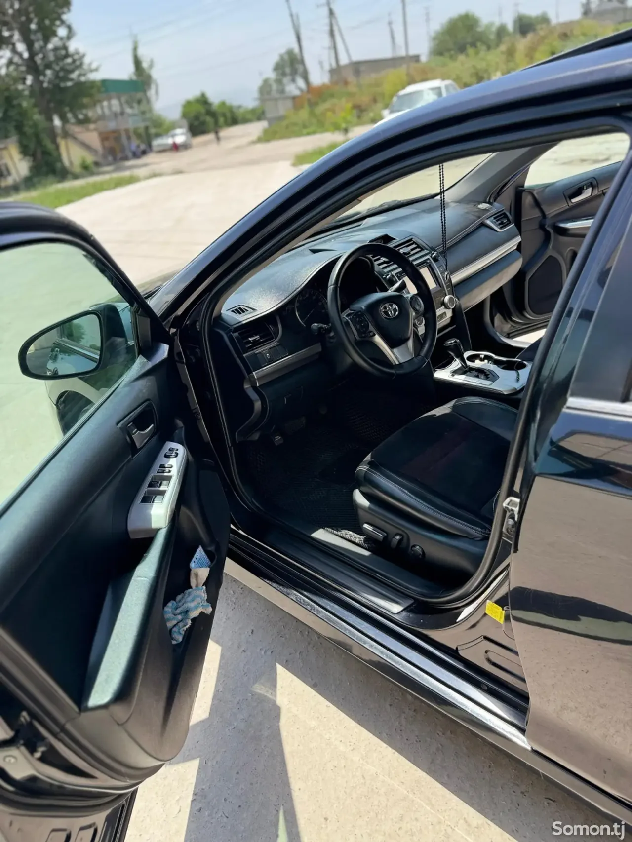Toyota Camry 2012 · 3.5 AT