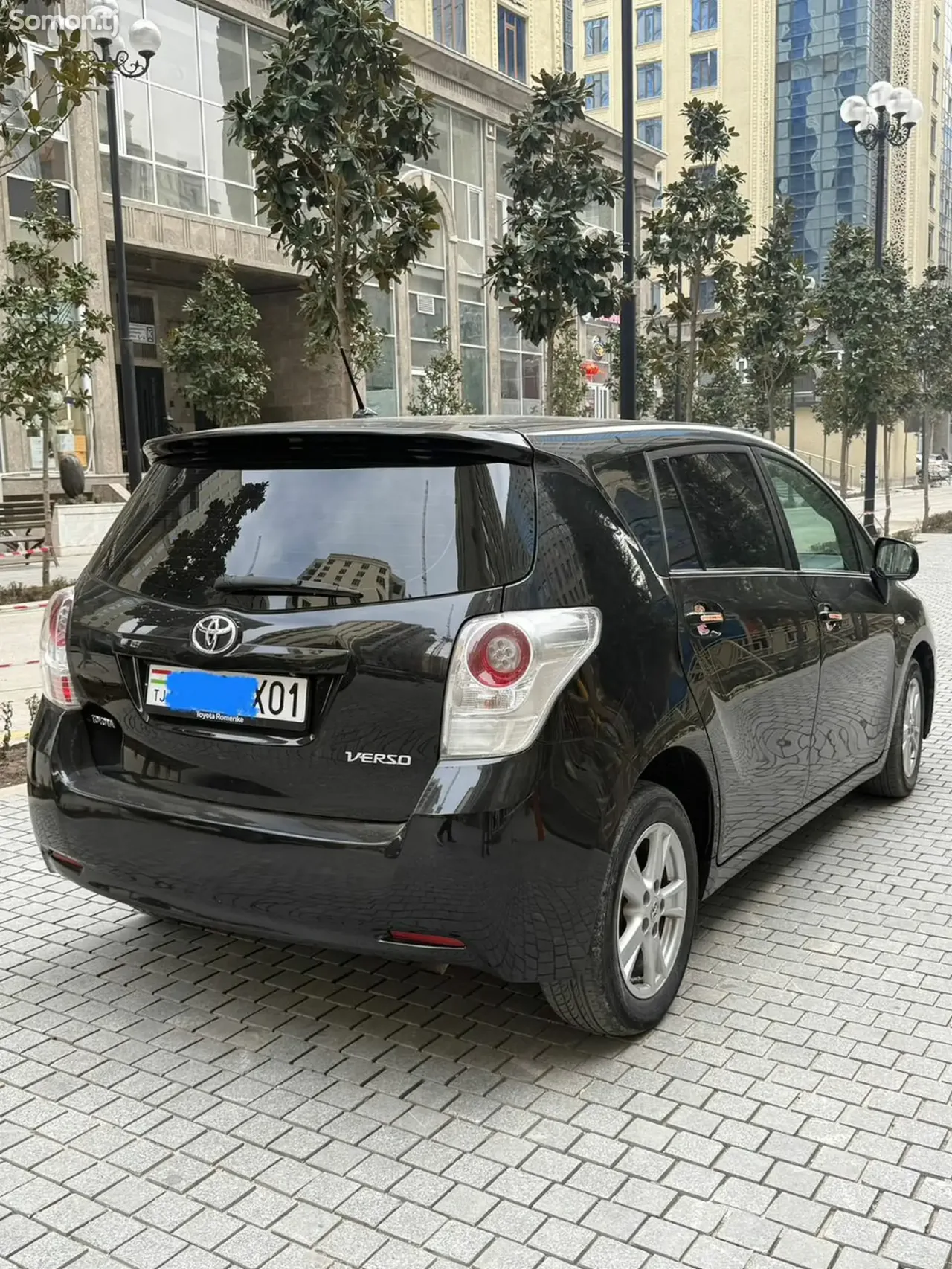 Toyota Verso 2010 · 1.8 CVT