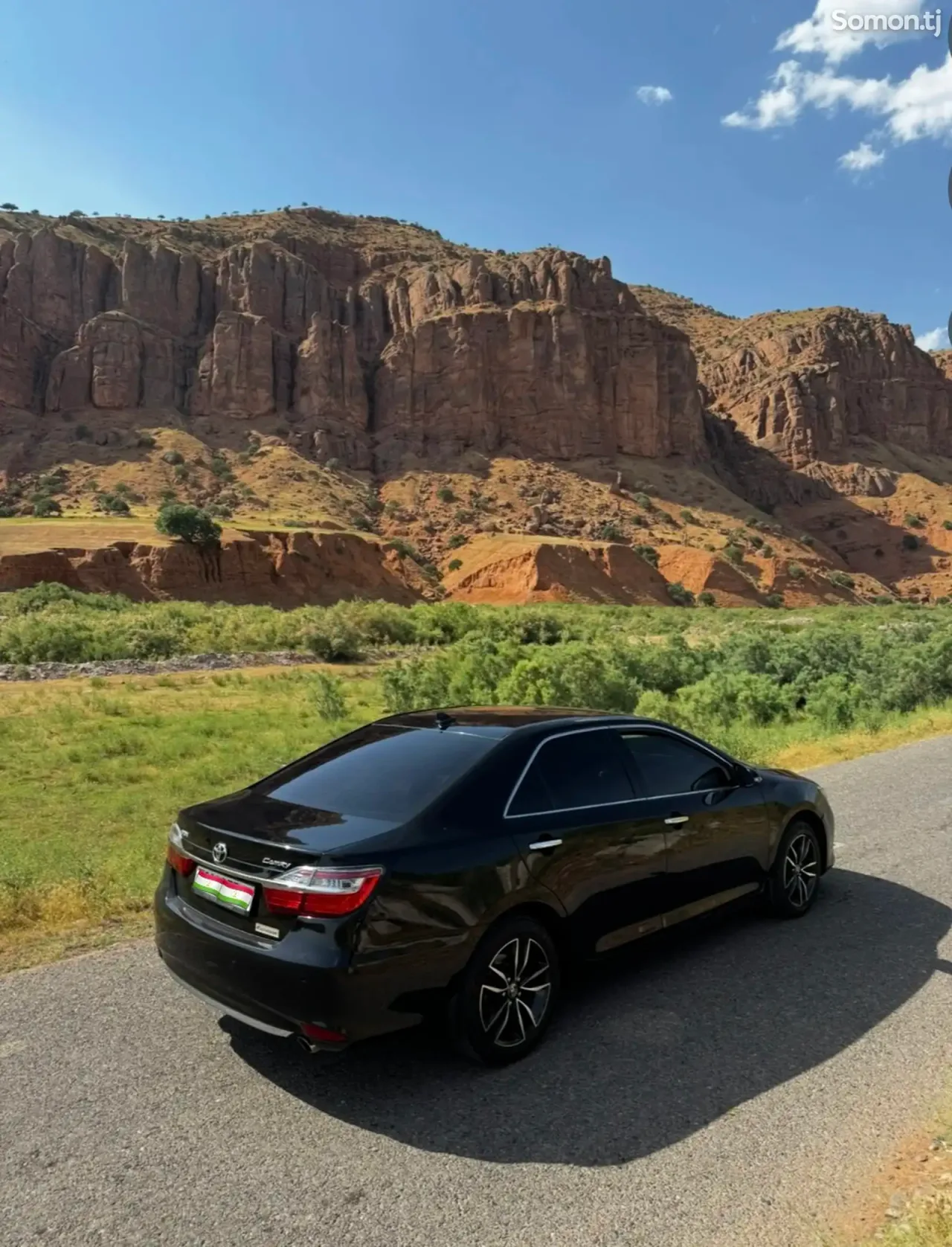 Toyota Camry 2017 · 2.5 AT