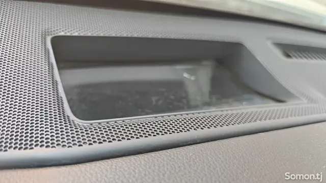 Toyota Avalon 2021 · 2.5 AT