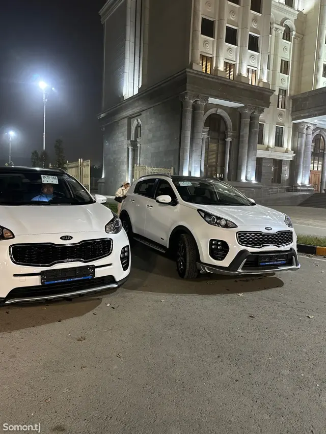 Kia Sportage 2016 · 1.6 AT