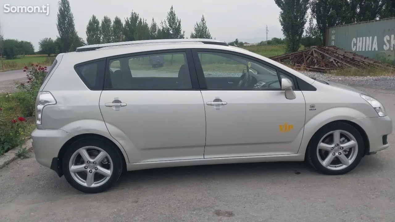 Toyota Corolla Verso 2008 · 2.4 MT
