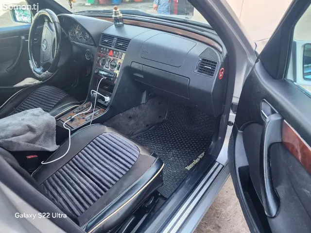 Mercedes-Benz C class 2000 · 1.8 AT