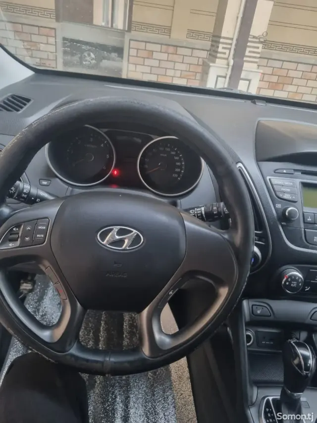 Hyundai Tucson 2014 · 2.0 AT