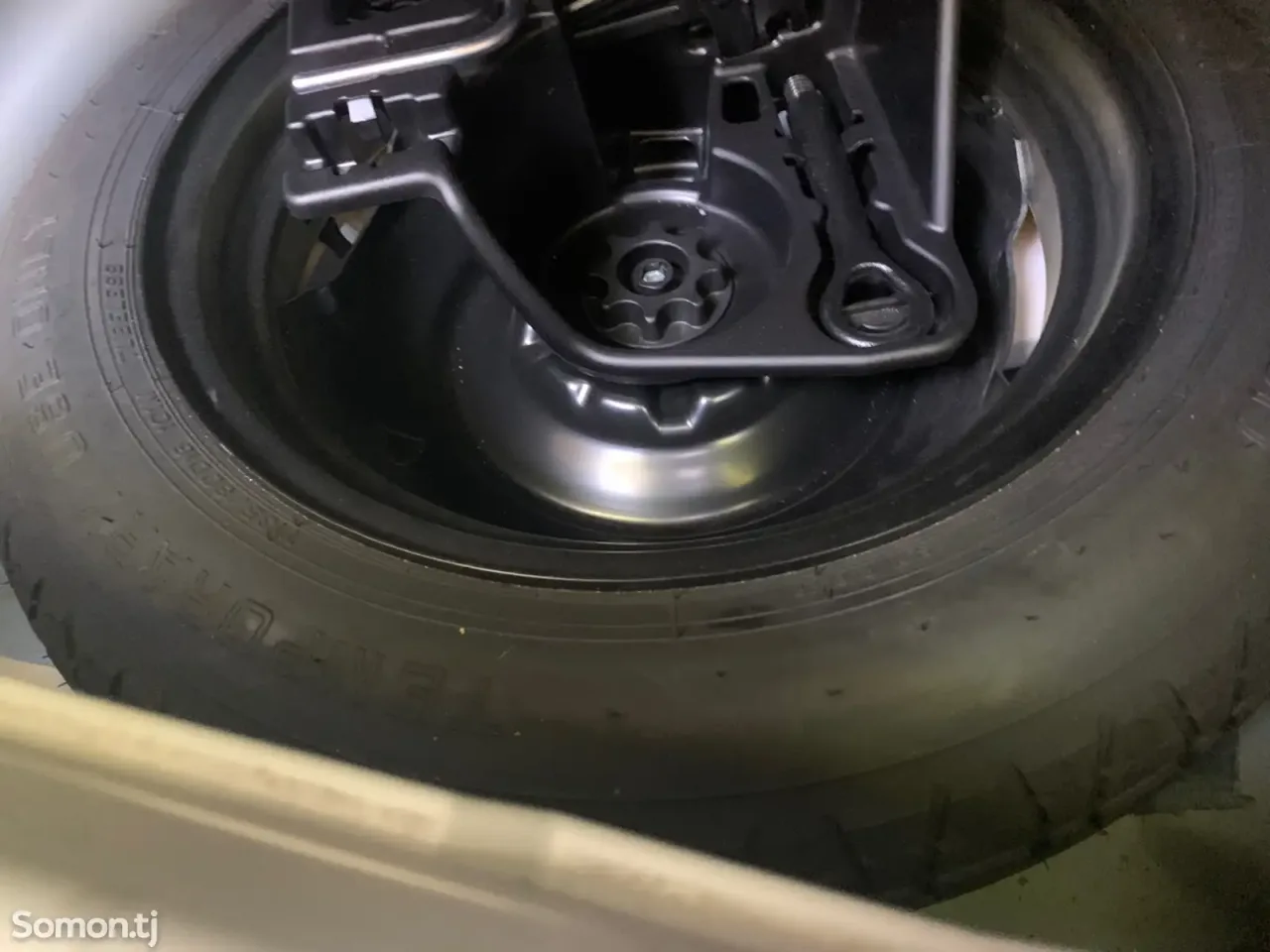 Toyota Prius 2014 · 1.8 AT