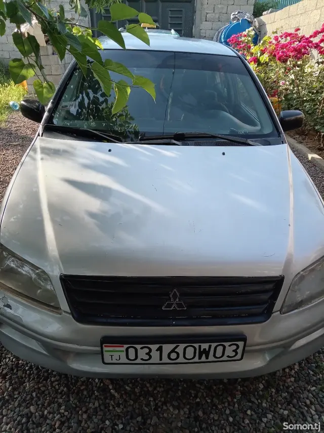 Mitsubishi Lancer 2003 · 1.5 AT