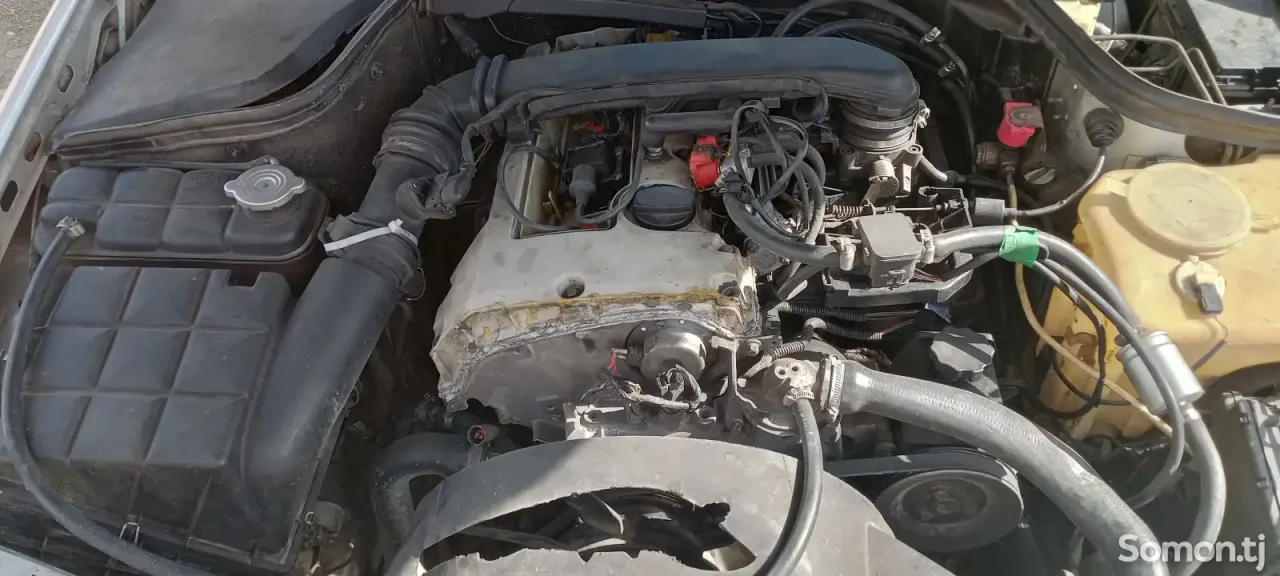 Mercedes-Benz C class 1995 · 2.0 MT