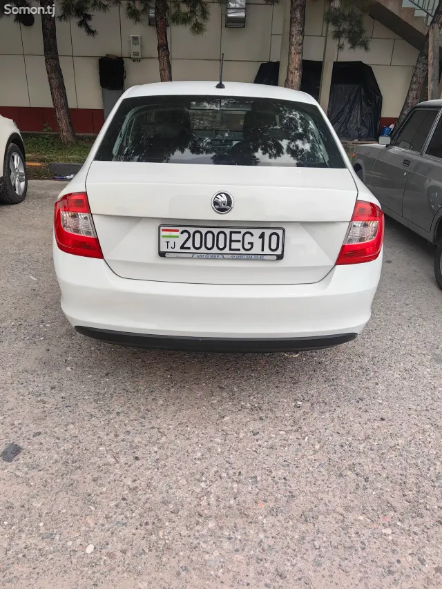 Skoda Rapid 2017 · 1.6 AT