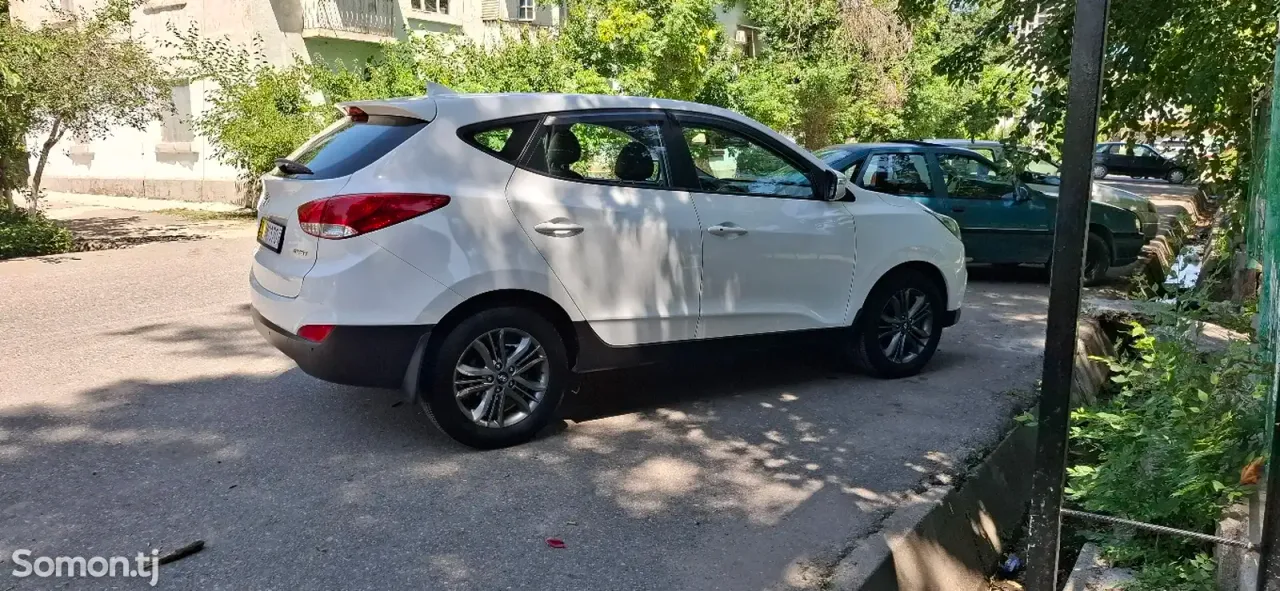 Hyundai Tucson 2014 · 2.0 AT