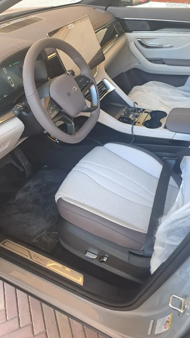 BYD Song Plus 2025 · AMT