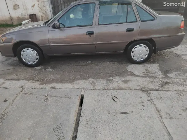 Daewoo Nexia 1994 · 0.5 MT