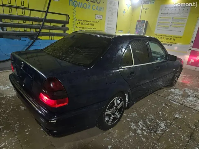 Mercedes-Benz C class 1998 · 2.0 AT