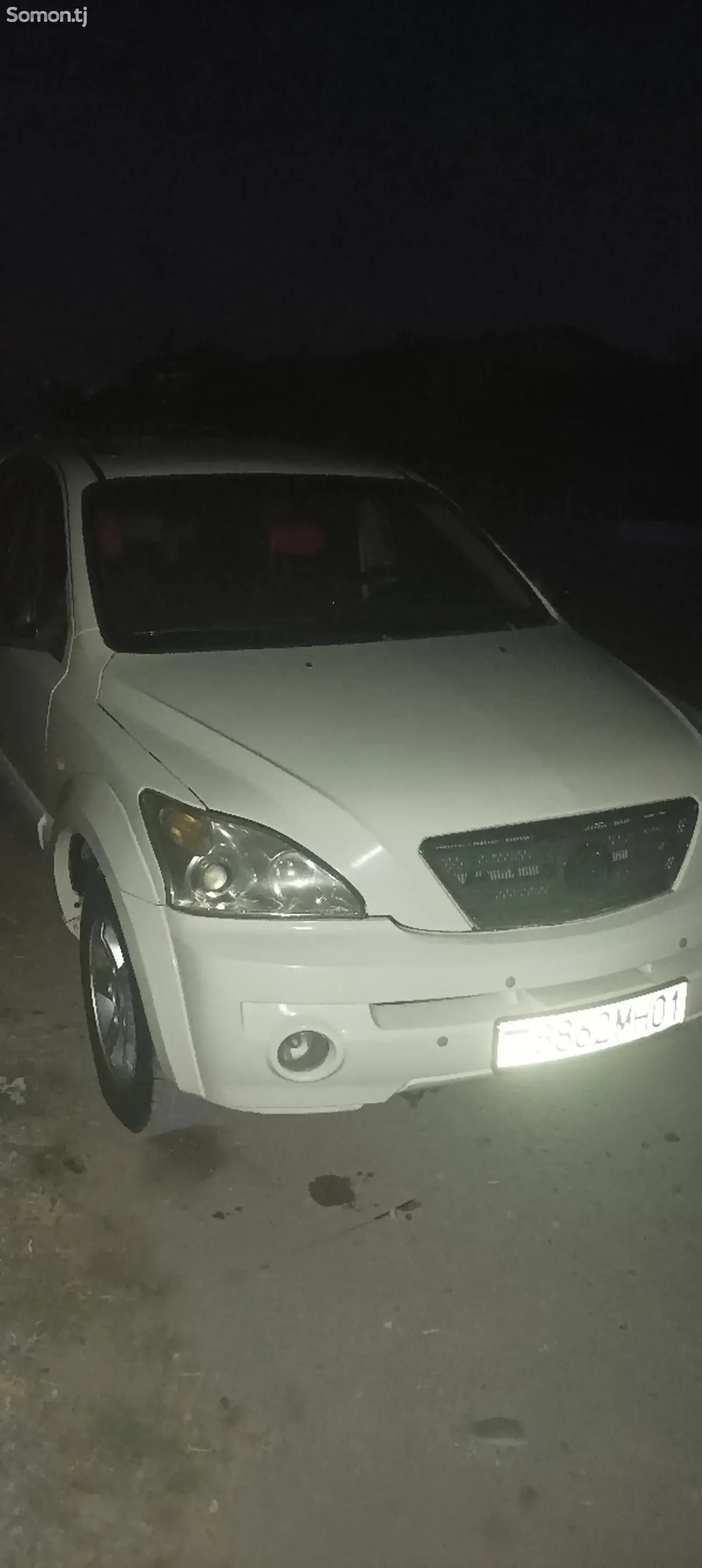 Kia Sorento 2007 · 2.0 MT