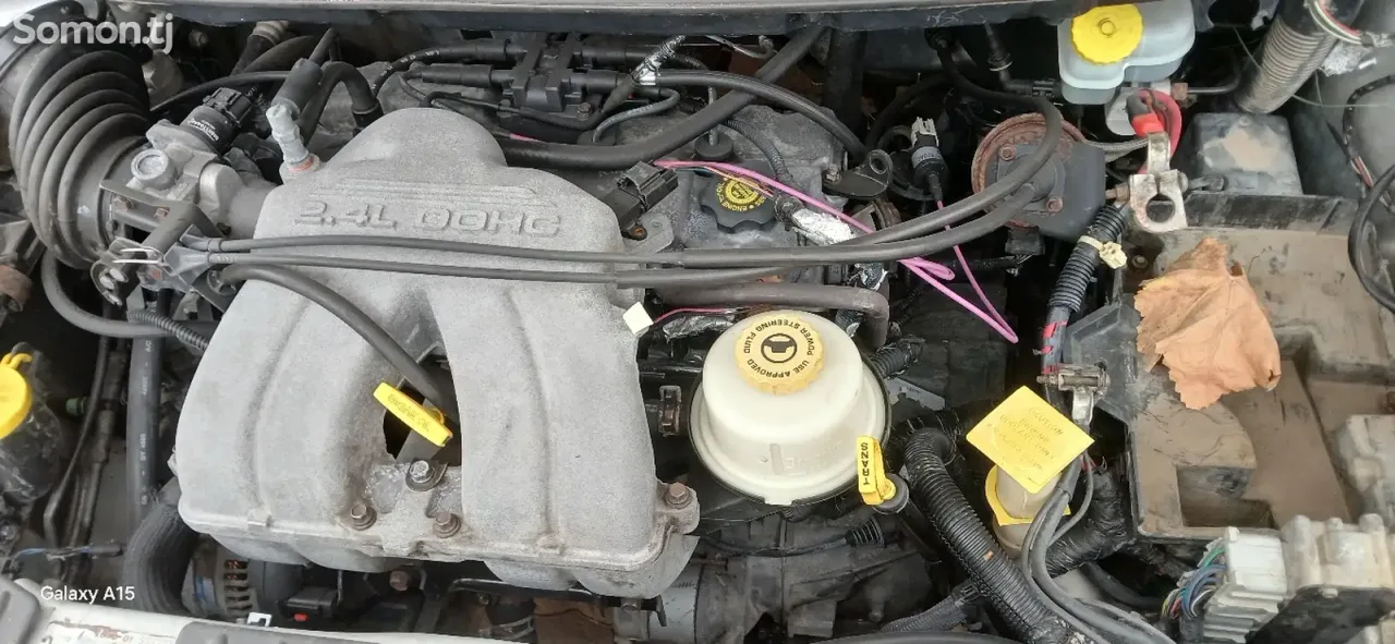 Dodge Caravan 2006 · 2.4 AT