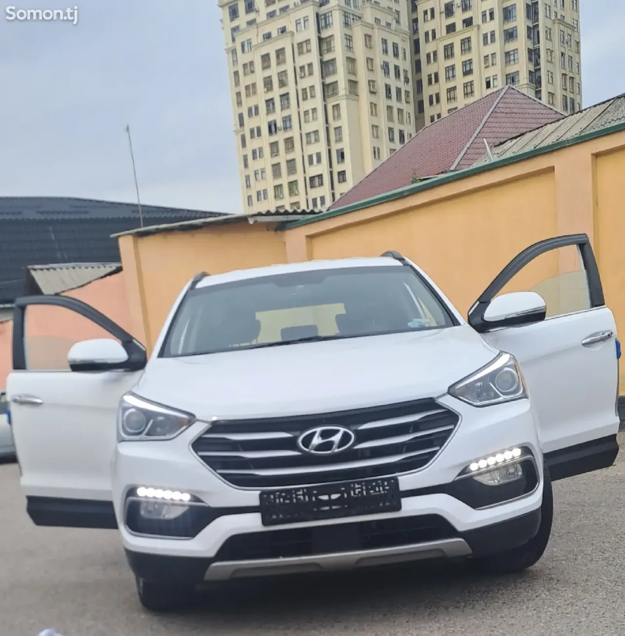 Hyundai Santa Fe 2016 · 2.0 AT