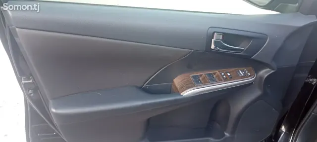 Toyota Camry 2016 · 2.5 AT
