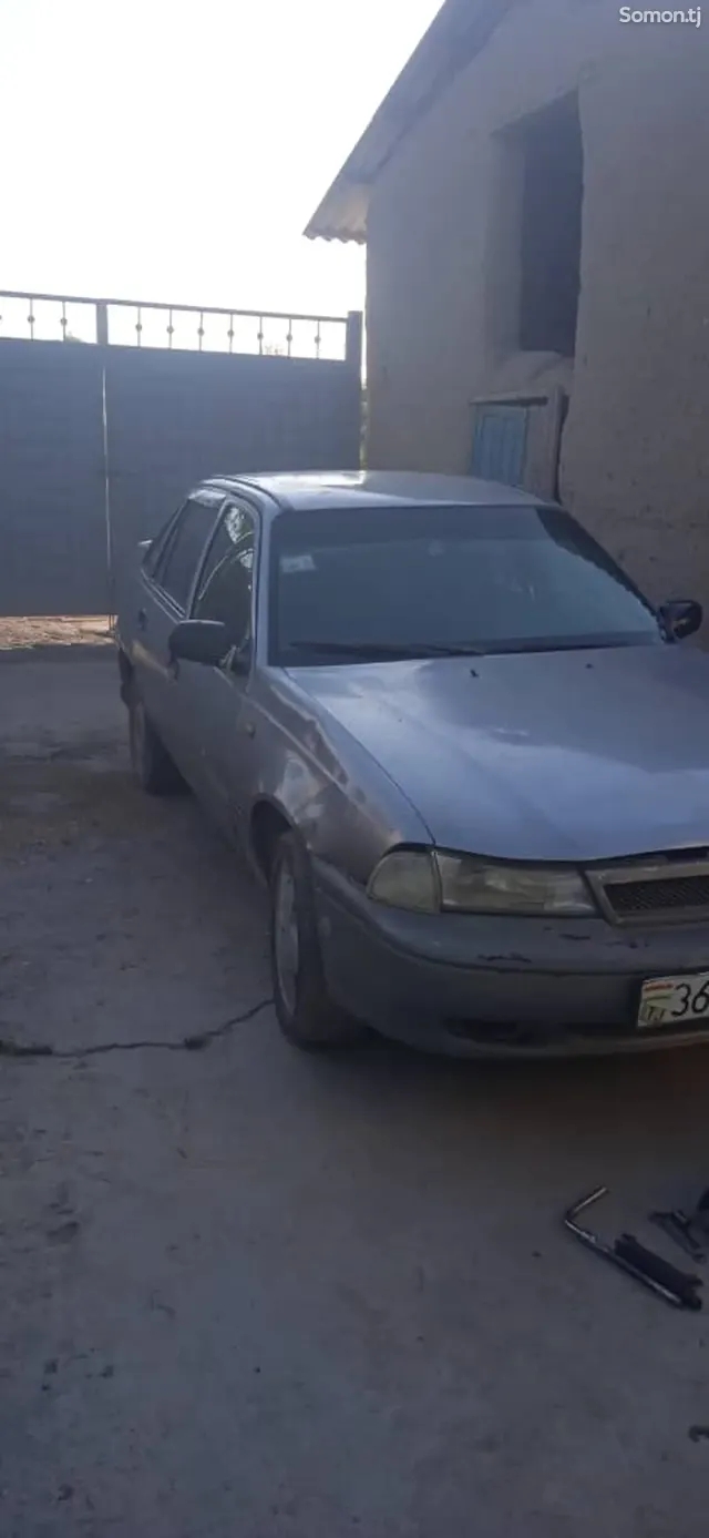 Daewoo Nexia 1995 · 1.6 MT