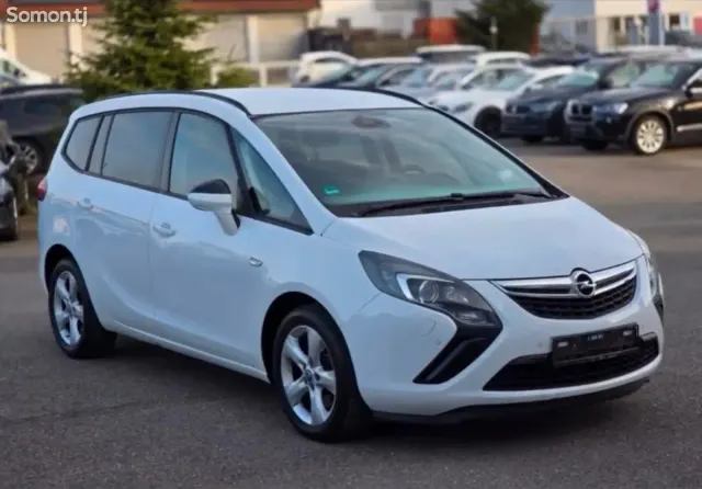 Opel Zafira 2014 · 1.6 AT
