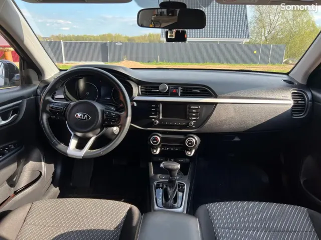 Kia Rio 2019 · 1.6 AT