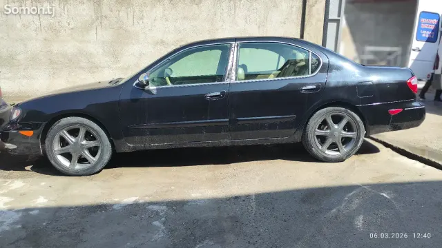 Infiniti I series 2001 · 2.5 AT