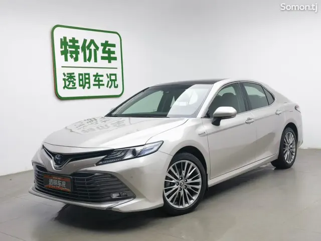 Toyota Camry 2019 · 2.5 AT