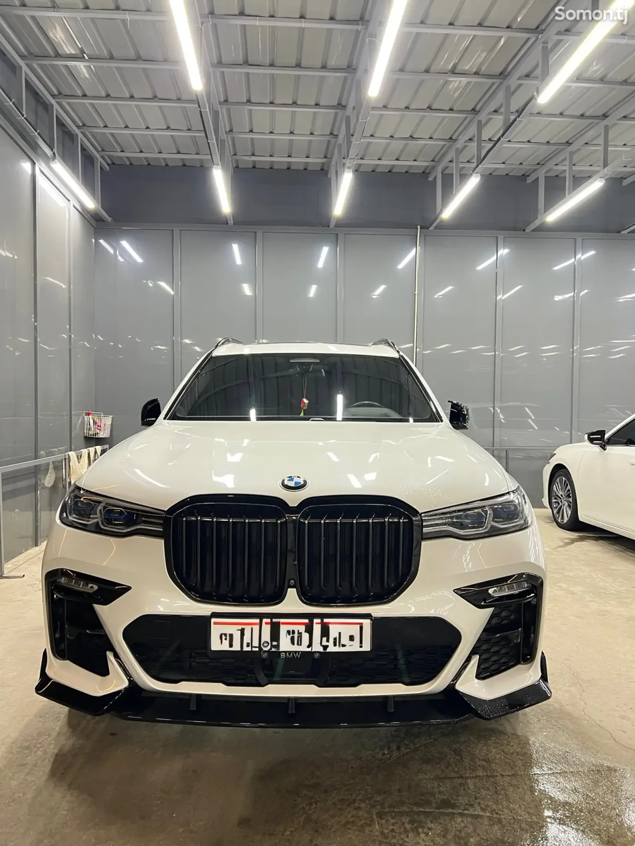 BMW X7 2021 · 4.0 AT